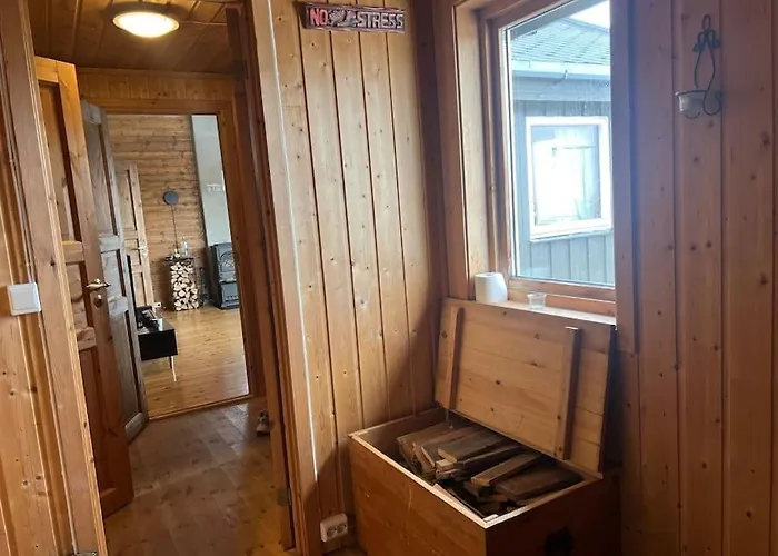 I Komagvær Feriehus *